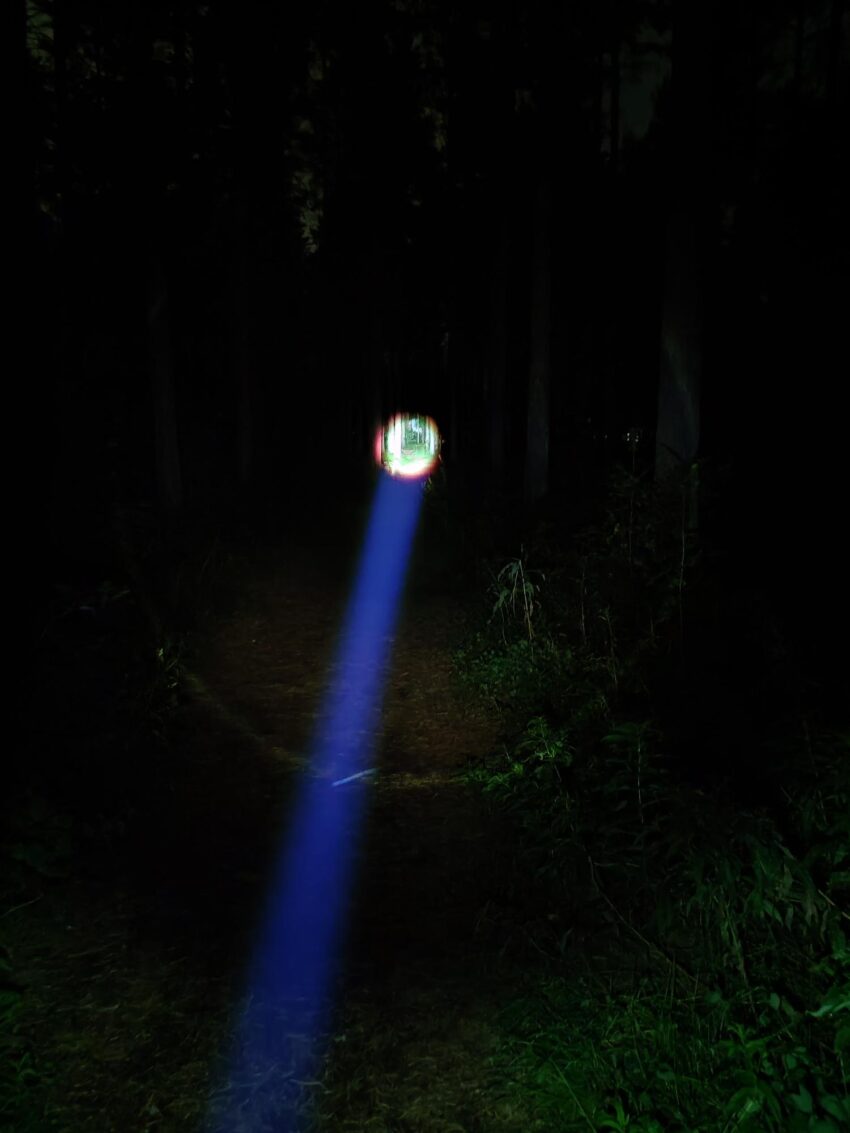 Ladattava taskulamppu testi 3 Ladattava käsivalaisin